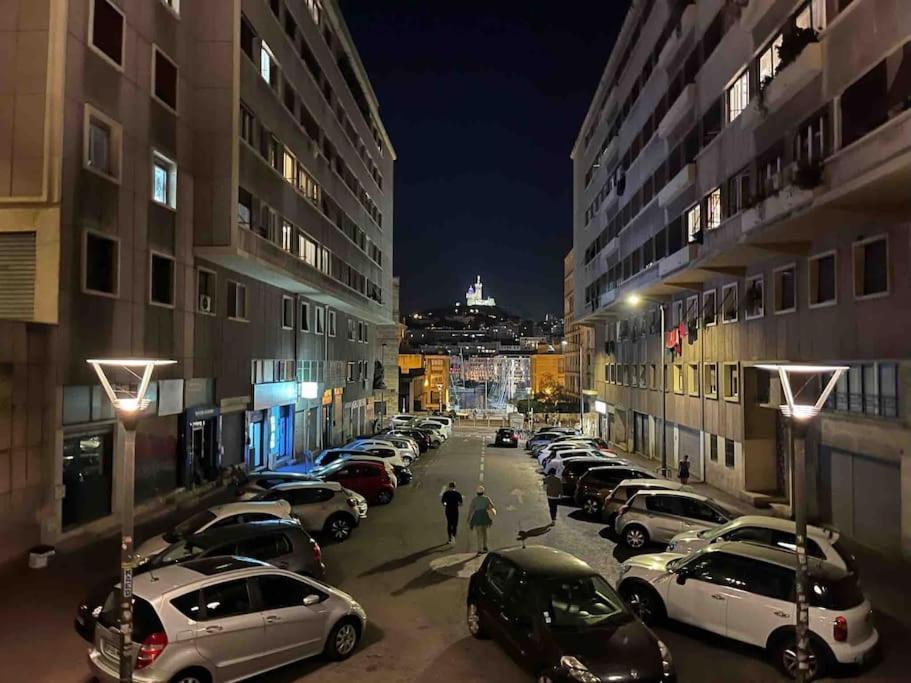 T2 De Charme Au Coeur Du Panier Marseille Exterior photo